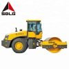 lu rung 14 tấn (1) lu rung 14 tấn (1)