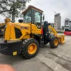 Máy xúc lật kẹp gỗ Hj933GK cần dài (3) Máy xúc lật kẹp gỗ Hj933GK cần dài (3)