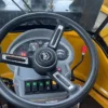 máy xúc lật B30 42kw (8)