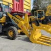 máy xúc lật kẹp gỗ hj933k (3)